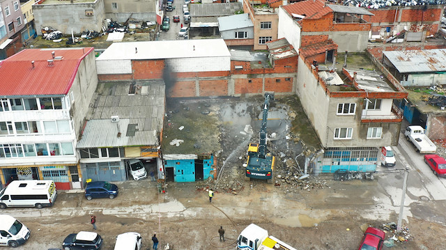 Plansız yapılar ve düzensiz tamirhanelerle görüntü kirliliğinin yaşandığı İstanbul Caddesi’nin modern görünüm kazanması amacıyla başlatılan Beşyol Kentsel Dönüşüm Projesi’nde inşaatlar yükselmeye başladı.