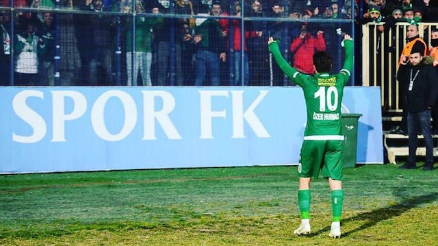 Özer Hurmacı son olarak Bursaspor'da oynadı. 