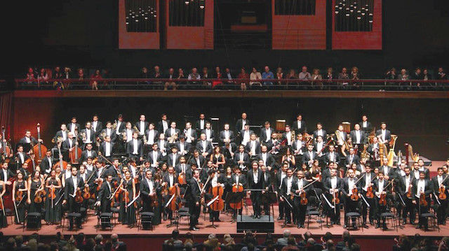 Venezuela Simon Bolivar Senfoni Orkestrası 