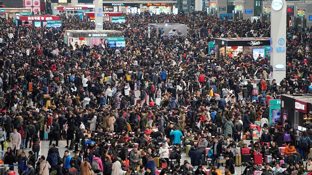 Çin'in 17 buçuk milyonluk şehri karantinaya alındı, ulaşımlarda kısıtlama getirildi.