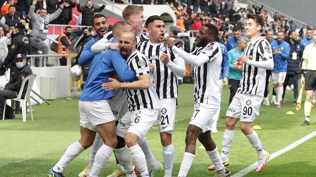 Altay son 6 lig maçında 11 puan topladı