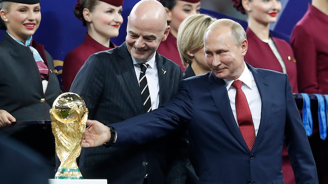 Rusya Devlet Başkanı Putin ile FIFA Başkanı Infantino
