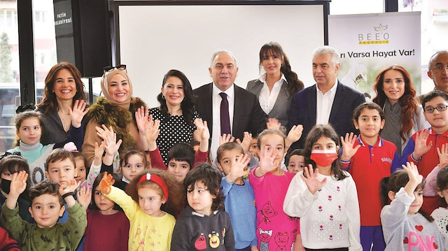  Fanço Sümbülefendi tesislerinde gerçekleştirilen eğitimde Fatihli anneler ve çocuklar sağlıklı beslenme ipuçları ile bilgilendirildi.