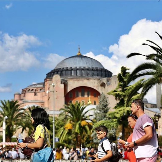 تركيا.. ارتفاع عدد السياح 186.5 بالمئة في فبراير