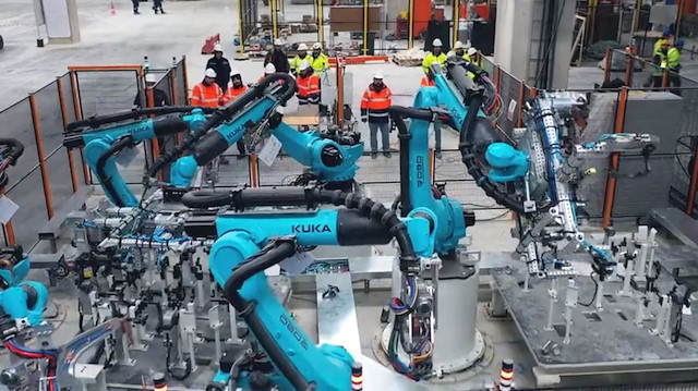 TOGG fabrikasında robotlar provalara başladı
