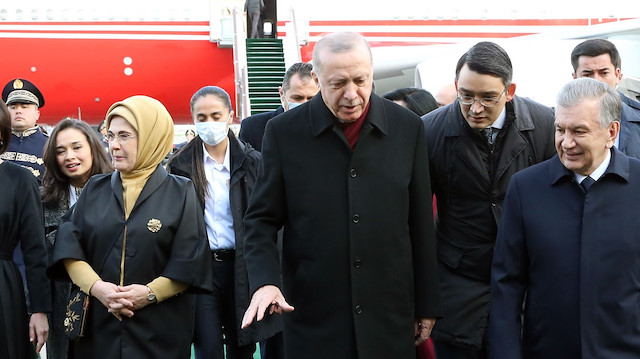Cumhurbaşkanı Erdoğan, Özbekistan'a geldi. 