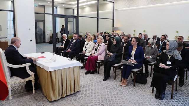 Cumhurbaşkanı Erdoğan, Özbekistan ziyareti dönüşü gazetecilerin sorularını yanıtladı. 