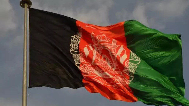Afganistan'ın komşuları ABD'ye el koyduğu ülke varlıklarını iade etmesi çağrısı yaptı.
