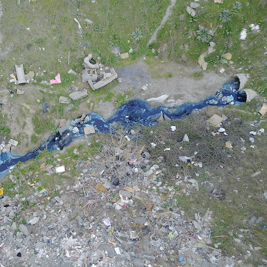 Alibeyköy Barajına giden derenin rengi değişti