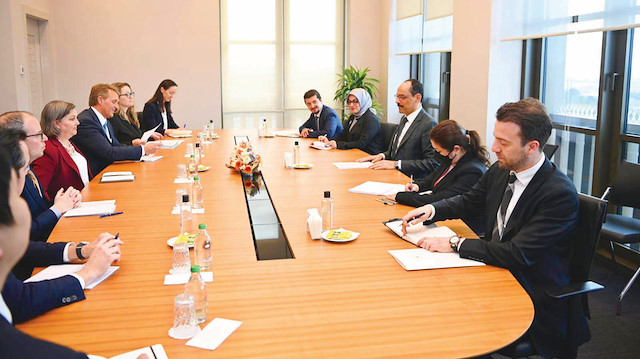 Victoria Nuland, Ankara’daki temasları kapsamında Cumhurbaşkanlığı Sözcüsü  İbrahim Kalın’la da görüştü. 