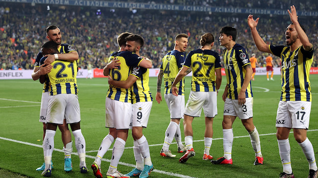 Fenerbahçeli futbolcuların gol sevinçleri