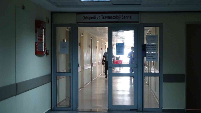 Rize’de Recep Tayyip Erdoğan Üniversitesi Eğitim ve Araştırma Hastanesi Kovid-19 servis sayısını 9’dan 1’e düşürdü.
