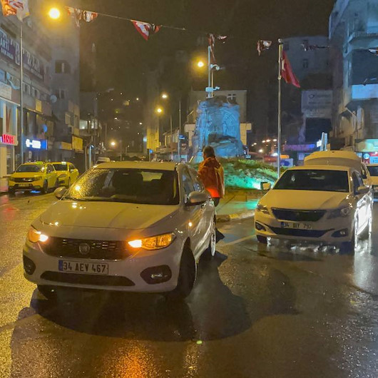 Karadenizde deprem: İstanbulda da hissedildi