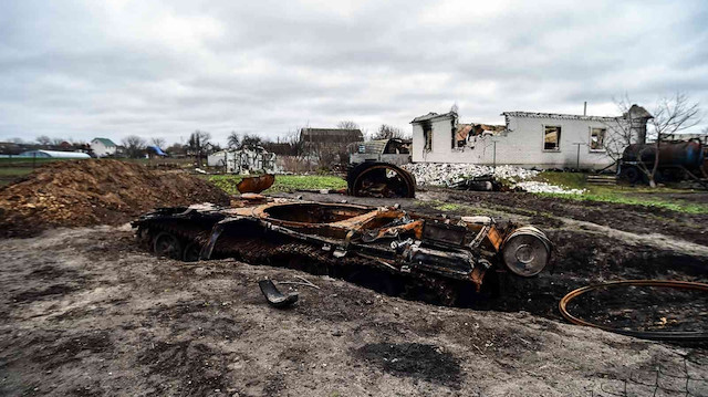 Brovary’de evlerin bahçelerine saklanan Rus tankları imha edildi