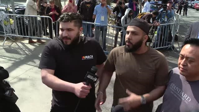 New York'taki metro saldırganını yakalatan Müslüman gençler basına konuştu.+