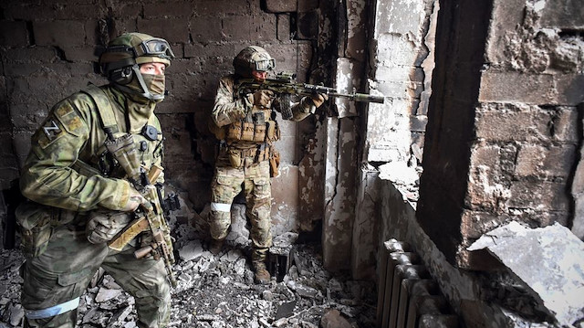 Ukrayna birlikleri Azovstal fabrikasına sıkıştı: Rusya saat verip şartlarını açıkladı