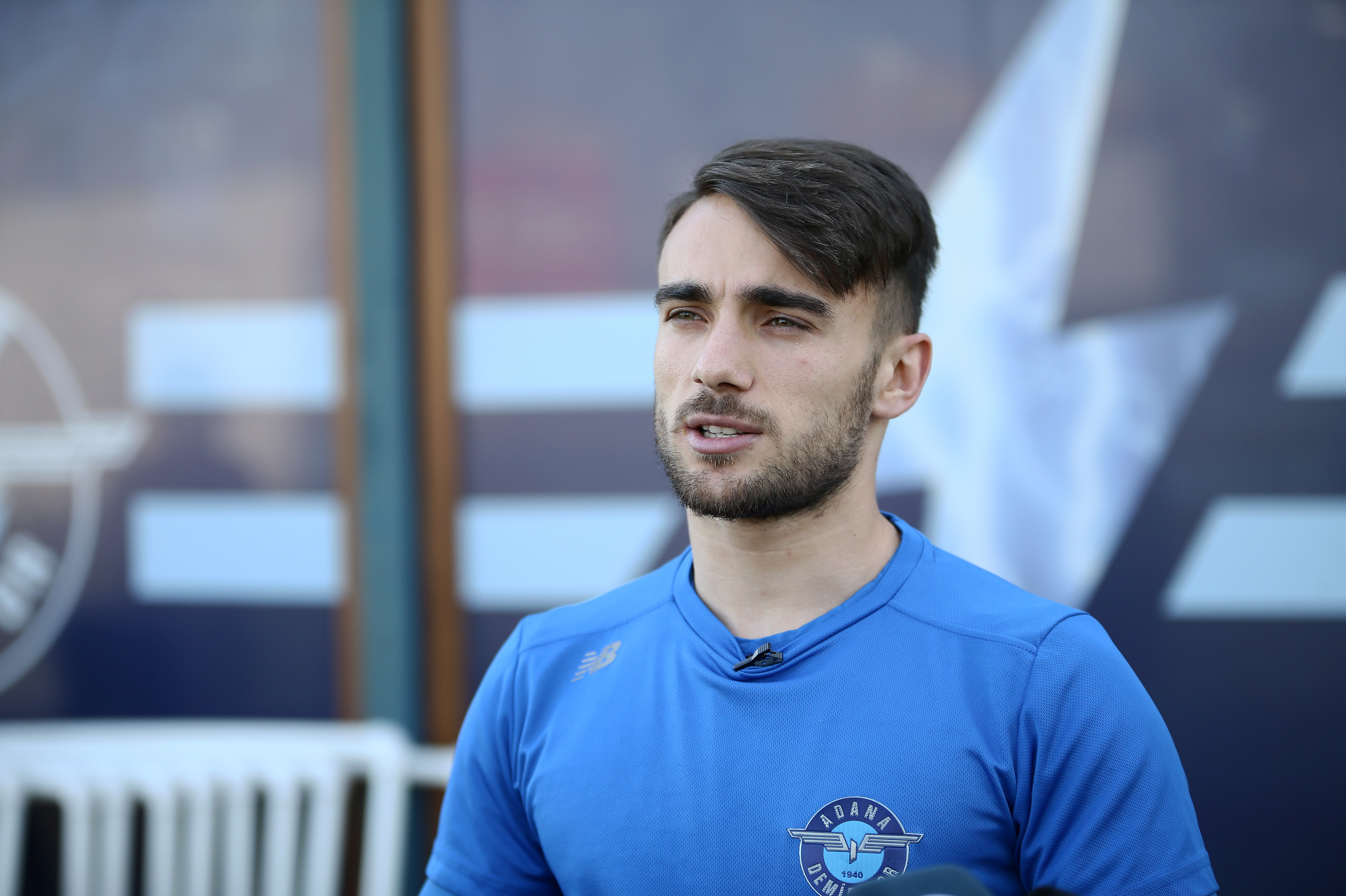 Yunus Akgün, bu sezon Süper Lig'de çıktığı 29 maçta 7 gol atıp 8 de asist kaydetti.