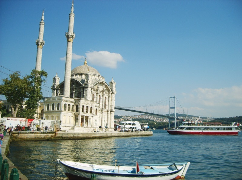 Ortaköy Büyük Mecidiye Camii
