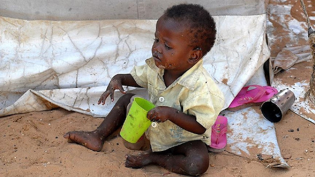 Etiyopya'daki iç savaşta 1900 çocuk açlıktan hayatını kaybetti.