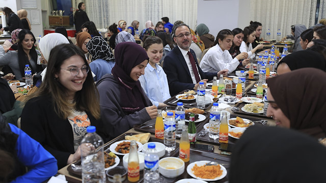 Gençlik ve Spor Bakanı Mehmet Muharrem Kasapoğlu

