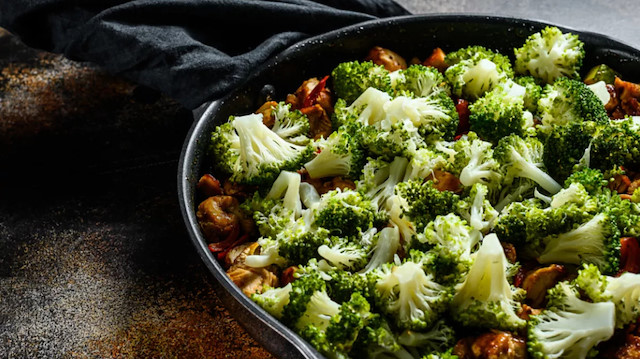 Brokoli salatası nasıl yapılır?
