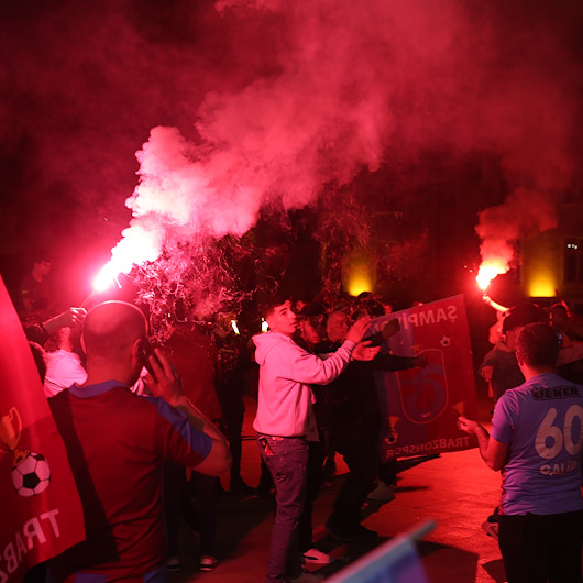 Tokatta Trabzonspor taraftarları şampiyonluğu kutladı
