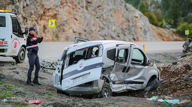 Antalya'da feci kaza