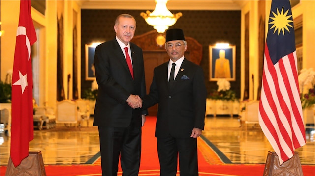 Cumhurbaşkanı Erdoğan - 
 Malezya Kralı Sultan Abdullah Şah