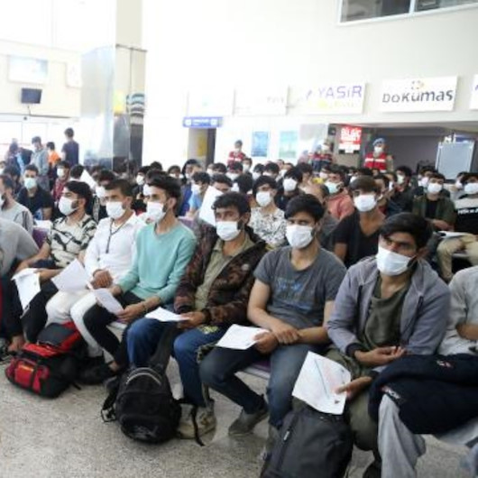 İstanbul'da 726 düzensiz göçmen yakalandı