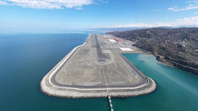 Rize-Artvin Havalimanı'nın açılışına günler kaldı: İlk inişi Erdoğan ve Aliyev'in uçakları yapacak.