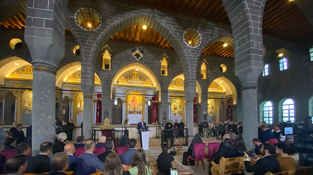 Diyarbakır'da yedi yıldır kapalı olan Ermeni Kilisesi açıldı