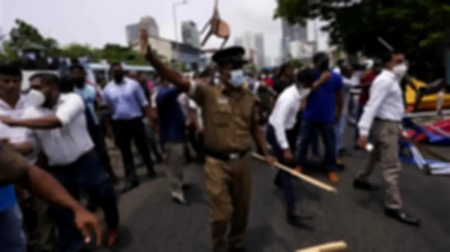 Sri Lanka'da 'Protestocuları vurun' emri: Herkese ateş açılacak