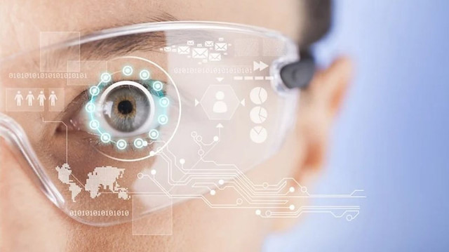 Hollandalı araştırmacıların üzerinde çalıştığı elektrotlu gözlük