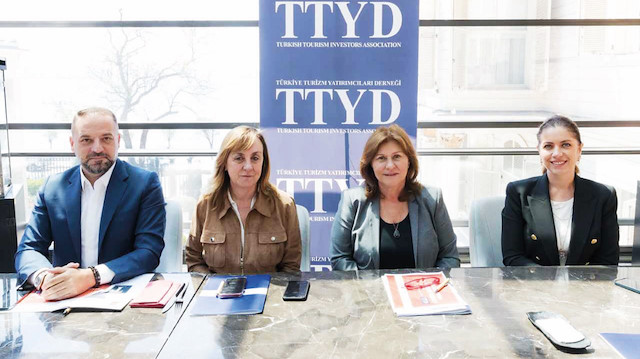 Türkiye Turizm Yatırımcıları Derneği (TTYD) Yönetim Kurulu Başkanı Oya Narin. (sağdan ikinci)