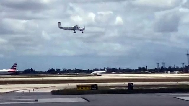 ABD'de ilginç olay: Pilotu bayılan uçağı deneyimsiz yolcu indirdi