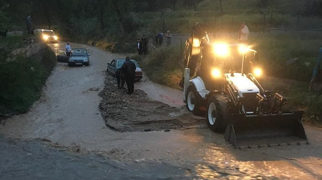 ​Nevşehir’de sağanak yağış sele neden oldu