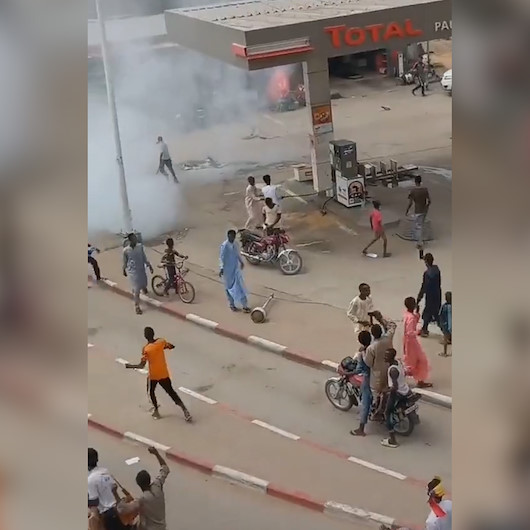 Afrikalılar sömürgeye karşı gözünü açtı: Maliden sonra Çadda da Fransaya karşı ayaklandılar
