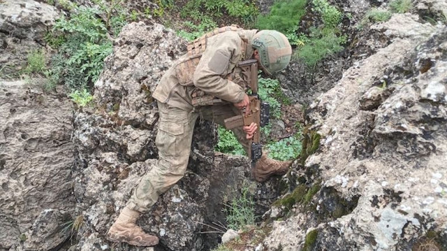 Pençe-1’de 4, Pençe-Kilit’te 3 ve Pençe-Kaplan bölgesinde 2 olmak üzere toplam 9 PKK’lı terörist, Kahraman Komandolarımız tarafından etkisiz hâle getirildi.