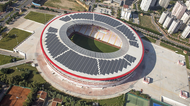 Antalya Stadyumu.
