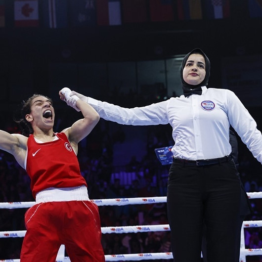 ملاكمة.. التركية تشاغرير تحرز ذهبية بطولة العالم