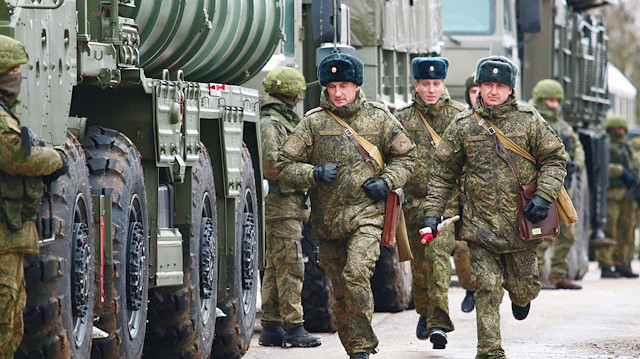 Rusya, orduya katılma yaşına ilişkin yasanın kaldırılması için harekete geçti.