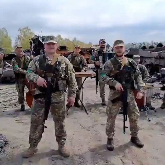 Ukraynada Bayraktar fırtınası devam ediyor: SİHAlar için özel klip çekildi