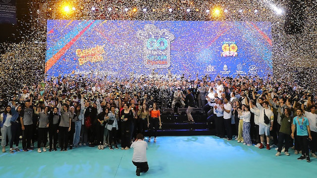 İstanbul Gençlik Oyunları'ndan coşkulu final: Ödüller sahiplerine verildi
