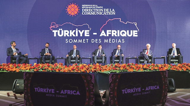 Türkiye-Afrika Medya Zirvesi’nde konuşan Albayrak İnşaat Genel Müdürü Yunus Yılmaz, şirketin Afrika serüveninin radyoda dinledikleri bir haberle başladığını söyledi. 