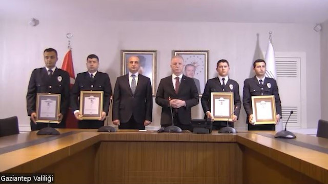 ​Bakan Soylu'dan Gaziantep'teki saldırı girişimine anında müdahale eden polislere ödül
