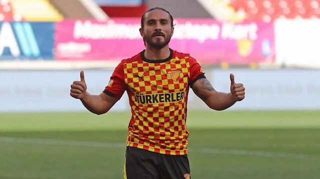 Halil Akbunar bu sezon 33 maçta, 5 gol ve 6 asistle oynadı.