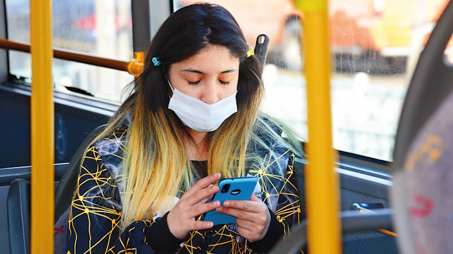 Toplu taşımada maske mecburiyeti kalktı: Sadece hastanelerde zorunlu