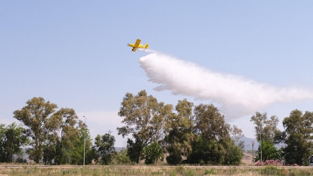 Bu yangın söndürme uçakları 3 ton su kapasiteli ve 4,5 saat havada kalabiliyor.