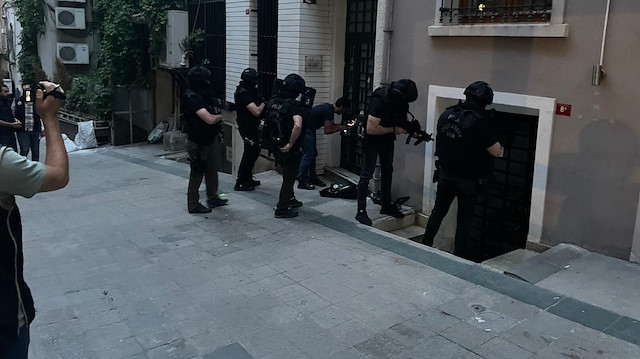 HDK'nın İstanbul 'da bulunan genel merkezine kapısı kırılarak girildi.