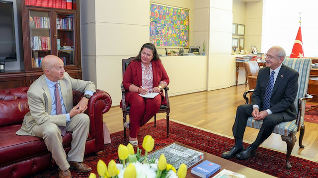 Kemal Kılıçdaroğlu İngiliz Büyükelçi Chilcott ile görüştü